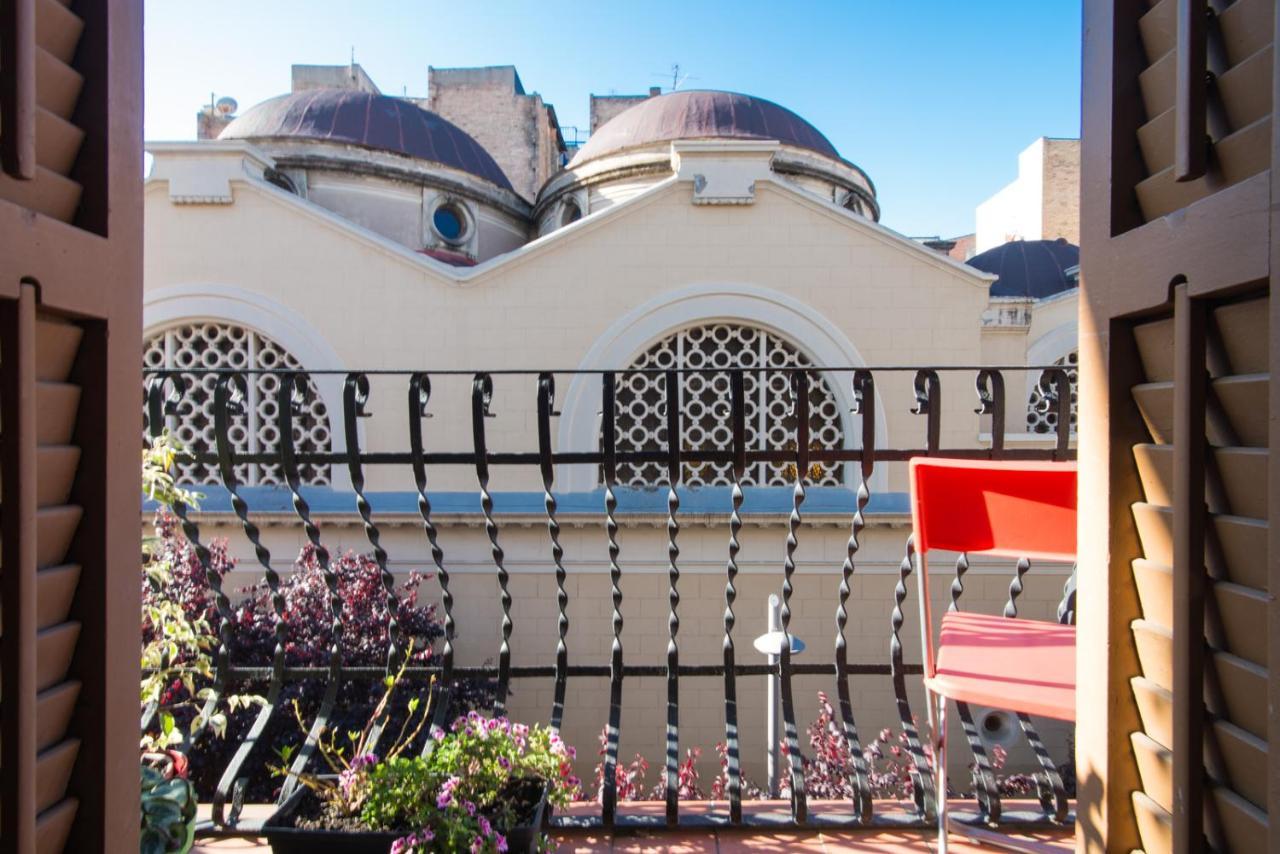 Barcelona Cozy Apartment ภายนอก รูปภาพ