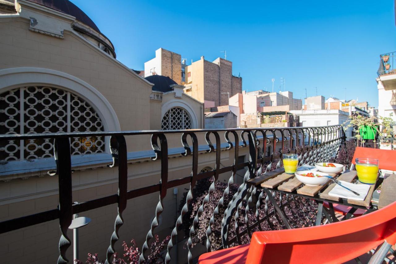 Barcelona Cozy Apartment ภายนอก รูปภาพ